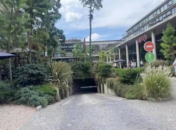 Oficina comercial · 61m² · 2 Ambientes · Oficina en Alquiler.