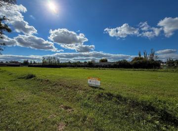 Terreno · 1000m² · Terreno de 1000 m² en Loteo Jockey Club