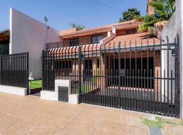 Casa · 93m² · 4 Ambientes · 1 Cochera · Venta de Casa de 4 Ambientes C en Ciudad Madero Villa Madero