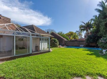 Casa · 248m² · 4 Ambientes · 1 Cochera · Casa en Tigre