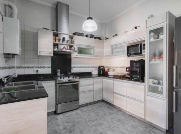 Casa · 165m² · 6 Ambientes · 1 Cochera · Venta Casa Multifamiliar 6 Ambientes La Tablada