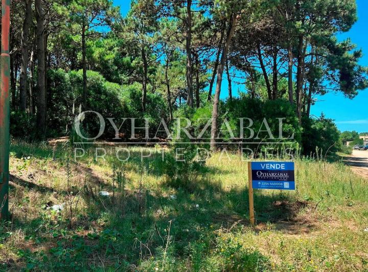 Terreno · 819m²