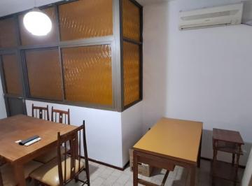 Casa · 173m² · 8 Ambientes · 1 Cochera · Venta Casa con Dos Plantas Acceso Independiente - Belgrano