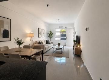 Departamento · 42m² · 2 Ambientes · Dpto - 2 Amb y Medio con Patio - Sin Expensas - V. Luzuriaga