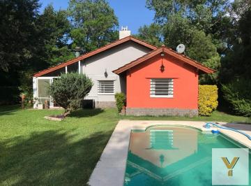 Casa · 75m² · 3 Ambientes · 1 Cochera · Casa en Venta - 2 Dorm. 2 Baños - Cochera - 1.000 m² - Chascomús
