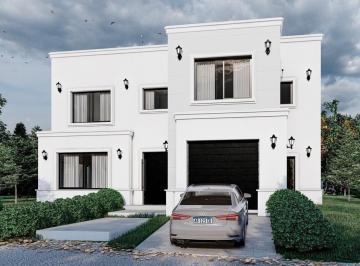 Casa · 280m² · 4 Dormitorios · Preventa Casa 5 Ambientes en Barrio Privado Rumenco Joven
