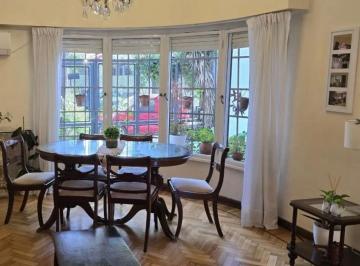 Casa · 175m² · 4 Ambientes · 1 Cochera · Casa en Venta 6 Ambientes Vicente López