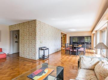 Departamento · 241m² · 5 Ambientes · 1 Cochera · Venta Departamento Recoleta 5 Ambientes Balcon con Cochera