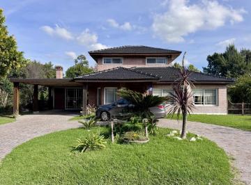 Casa · 170m² · 5 Ambientes · 2 Cocheras · Casa en Venta Barrio Malibu Canning - Apto Credito