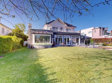 FACHADA 2 CASA EN ABRIL CLUB DE CAMPO, HUDSON · Casa en Venta | Abril Club de Campo