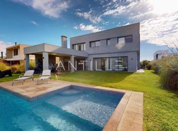 FACHADA 3 CASA EN GREENVILLE POLO · Casa Moderna en Greenville Polo y Resort, Hudson