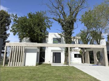 Casa de 6 ambientes, Berazategui · Casa en Venta en Greenville Polo & Resort - a Estrenar
