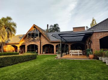 AMN-AMN-3971_2 · Casa en Venta en Pilar del Lago