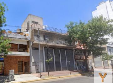 Depósito · 240m² · 4 Ambientes · Depósito en Alquiler - 3 Baños Oficina - 240 m² - Constitución
