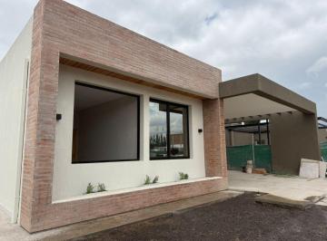 Casa de 5 ambientes, Luján de Cuyo · Se Vende Casa B. Pueblo Maibec Estrenar 3 Dorm.
