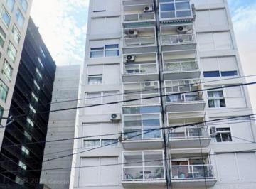 Departamento · 41m² · 2 Ambientes · Departamento 2 Amb. Sobre Av Maipú con Bcón y Lavadero