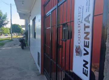 Casa de 3 ambientes, Presidente Perón · Casa + Local + Depto + Quincho