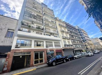 Oficina comercial · 76m² · 4 Ambientes · Centro Oficina en Venta Super Luminoso
