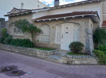 Casa de 5 ambientes, Mar del Plata · Dueño Vende Chalet 5 Ambientes, 3 Cuadras del Shopping Aldrey, Excelente Estado