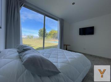 Casa · 254m² · 5 Ambientes · 4 Cocheras · Casa en Venta - 4 Dorm. 3 Baños - Pinamar