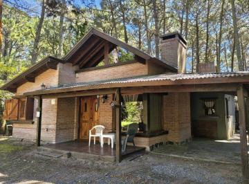 Casa de 4 ambientes, Costa del Este · Casa de 4 Ambientes en Terreno Propio a 3 Cuadras de La Playa en Costa del Este