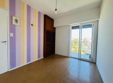 Departamento · 75m² · 4 Ambientes · Venta Departamento 4 Ambientes con Balcon Parque Chacabuco
