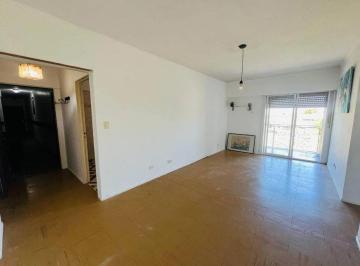 Departamento · 75m² · 4 Ambientes · Venta Departamento 4 Ambientes con Balcon Parque Chacabuco