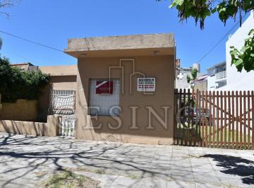 PH · 50m² · 3 Ambientes · 1 Cochera · PH en Alquiler Temporal