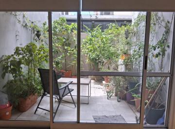 Departamento · 43m² · 1 Ambiente · Venta Depto 1 Ambiente Simpático Patio en Palermo Hollywood, Baño Completo con Bañadera. Apto Profes