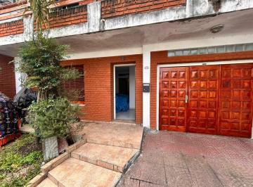 PH · 95m² · 3 Ambientes · PH 3 Ambientes en Alquiler