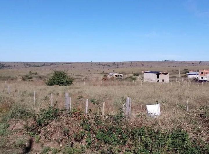 Terreno · 300m²