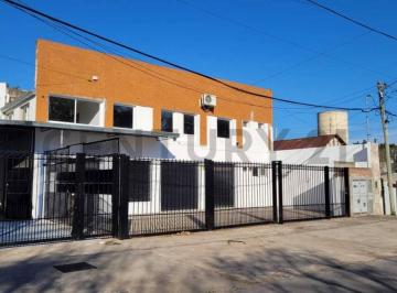Bodega-Galpón · 742m² · 4 Cocheras · Venta de Importante Nave Multiuso: Ideal Deposito, Producción o Logística en Villa Elisa