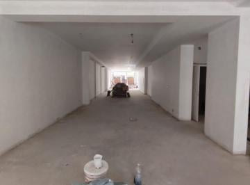 Local comercial · 246m² · 1 Ambiente · Local Comercial Premium a Estrenar - Scalabrini Ortiz 300