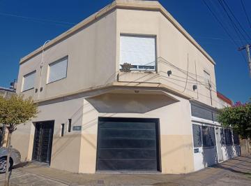 Casa · 118m² · 3 Ambientes · 2 Cocheras · Casa 3 Ambientes Cochera y Patio - Apto Crédito - Quilmes Oeste