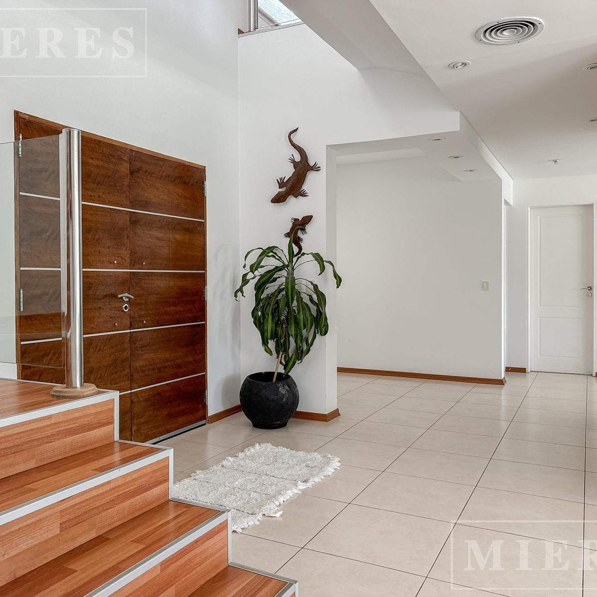 Casa en Venta Lote Interno Barrio San Francisco