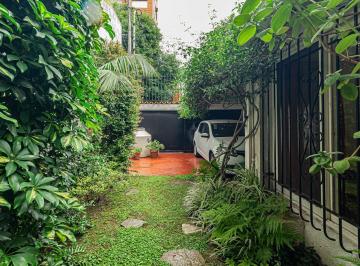 Casa · 123m² · 3 Ambientes · 2 Cocheras · Casa en Venta Centro de Quilmes