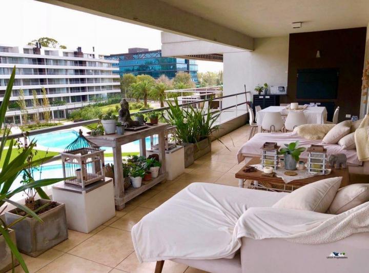 Departamento · 150m² · 3 Ambientes · 2 Cocheras
