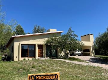 Foto · Casa en Venta en Country Potrerillo de Larreta Alta Gracia - 4 Dorm. con Pileta Apto Credito