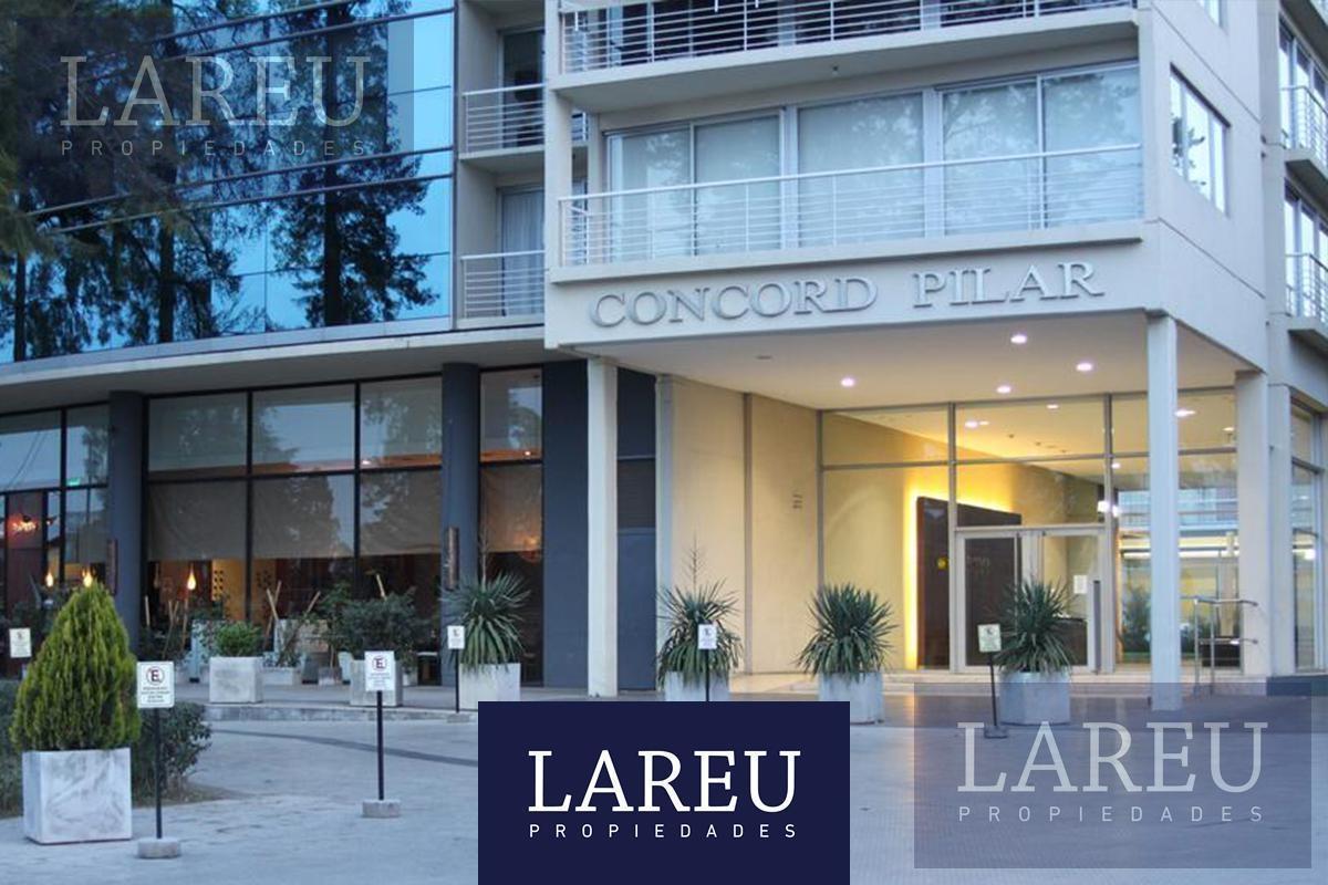 Concord Pilar, Edificio Almendros