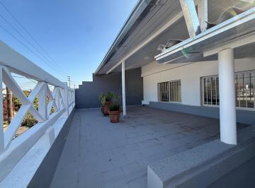 PH · 70m² · 2 Ambientes · PH en Venta, 1 Dorm. en Aldo Bonzi, Oportunidad