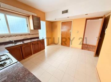 Departamento · 85m² · 4 Ambientes · 1 Cochera · En Venta Cuatro Ambientes con Cochera
