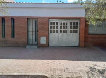 Casa de 8 ambientes, Chamical · Vendo Propiedad en Chamical