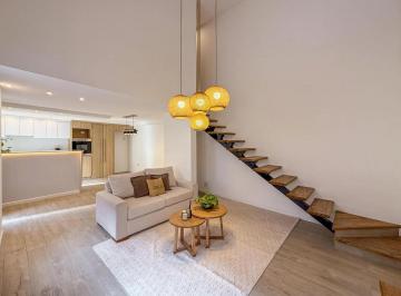 PH · 111m² · 5 Ambientes · Casa de Pasillo en Venta de 3 Dorm. en Rosario