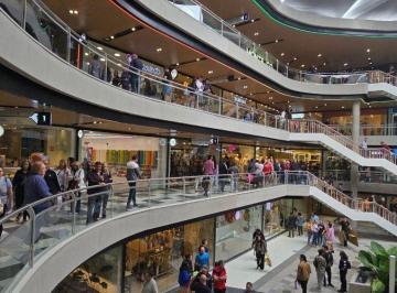 Local comercial , Villa Carlos Paz · Locales en Venta en Shopping Wo