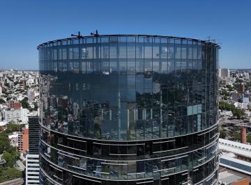 Oficina comercial · 606m² · 4 Cocheras · Oficinas en Alquiler - Torre Corporativa Cosmos Tower
