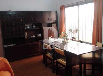 Casa · 100m² · 3 Ambientes · Casa Chalet de 3 Ambientes - Lanús