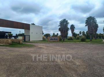 Terreno , Puente de Hierro · Terreno con Piscina de 558 m² en Venta, Severo del Castillo