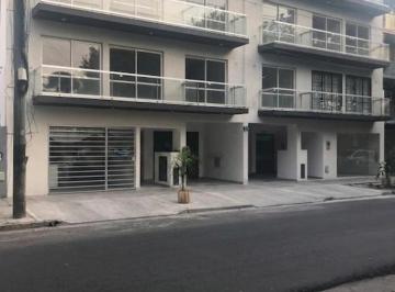 Local comercial , Almirante Brown · Alquiler Local en Adrogué