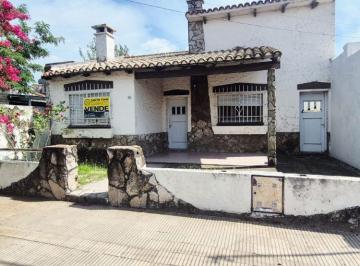 Casa de 6 ambientes, Santo Tomé · Casa a Media Cuadra de La Municipalidad