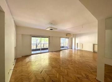 Departamento · 130m² · 4 Ambientes · Venta Depto 4 Amb C Balcon Corrido y Cochera Austria Esq Las Heras.